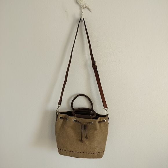 Relic Handbags - Relic by Fossil drawstring bucket bag Brown/Tan Cottagecore Vintage Boho Casual